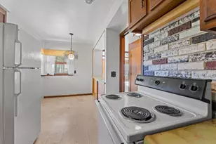 313 Bluffview Ct, Portage, WI 53901 - Photo 15