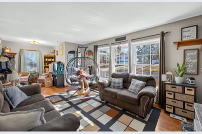 506 W Division Street, Ridgeville, WI 53533 - Photo 3