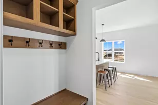 610 Clemens Dr, Arlington, WI 53911 - Photo 9