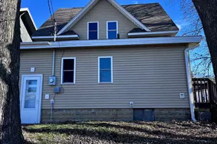 1407 Stoughton Ave, Tomah, WI 54660 - Photo 5