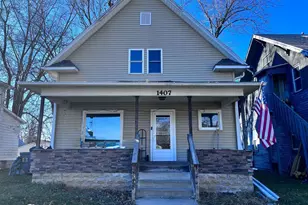 1407 Stoughton Ave, Tomah, WI 54660 - Photo 1