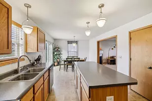 631 Meadow Trce, Deerfield, WI 53531 - Photo 21