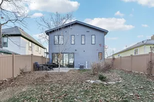 256 Waubesa St, Madison, WI 53704 - Photo 35