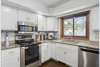 6202 Rivercrest Drive, Mcfarland, WI 53558 - Photo 5