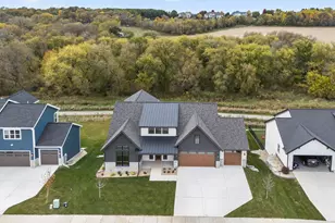 1438 Greenleaf Ct, Sun Prairie, WI 53590 - Photo 63