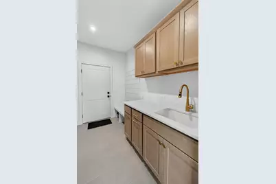 1438 Greenleaf Court, Sun Prairie, WI 53590 - Photo 17