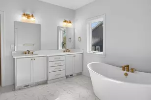 1438 Greenleaf Ct, Sun Prairie, WI 53590 - Photo 29