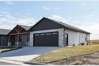 353 Ridge View Drive #11, Milton, WI 53563 - Photo 3