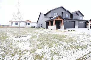 367 Rdg Vw Dr, Milton, WI 53563 - Photo 1