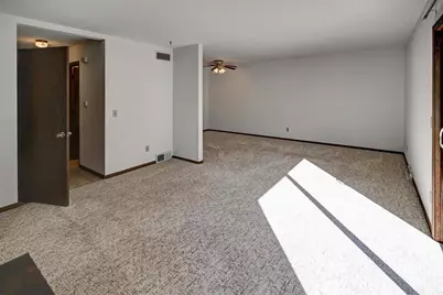 2640 Osmundsen Road, Fitchburg, WI 53711 - Photo 9