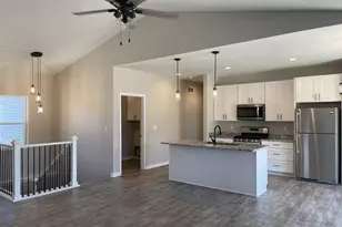 412 Ridge Ct, Orfordville, WI 53576 - Photo 5