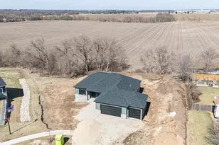 2855 Deer Path Ct, Beloit, WI 53511 - Photo 13