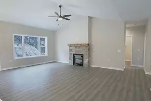 2855 Deer Path Ct, Beloit, WI 53511 - Photo 13