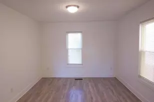 873 E Memorial Dr Dr, Janesville, WI 53545 - Photo 13