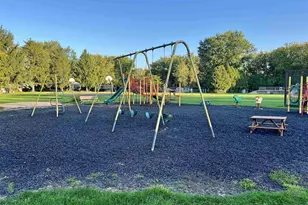 246 Leisure Way, Edgerton, WI 53534 - Photo 27