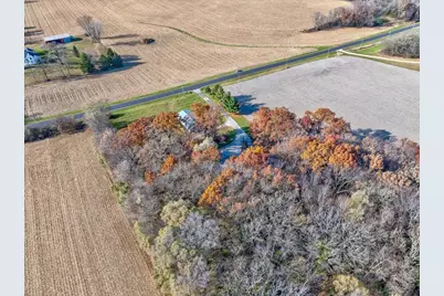 1736 Washington Road, Stoughton, WI 53589 - Photo 13