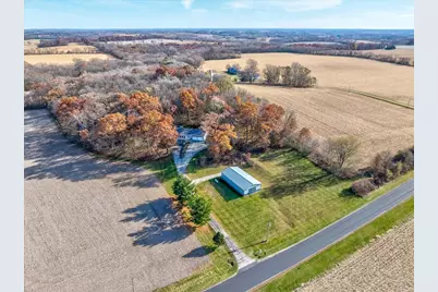 1736 Washington Road, Stoughton, WI 53589 - Photo 7