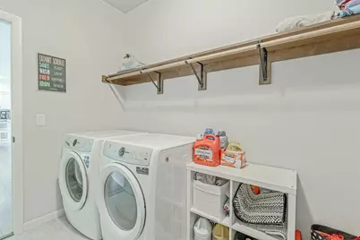 2006 Autumn Lake Parkway, Madison, WI 53718 - Photo 27