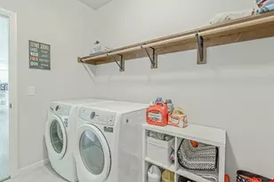 2006 Autumn Lake Parkway, Madison, WI 53718 - Photo 27