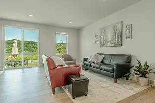 2006 Autumn Lake Parkway, Madison, WI 53718 - Photo 3