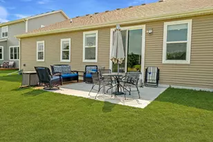 2006 Autumn Lake Parkway, Madison, WI 53718 - Photo 9