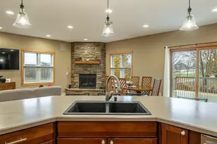 5153 Ninebark Dr, Fitchburg, WI 53711 - Photo 17