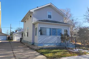 544 N Chatham St, Janesville, WI 53548 - Photo 3