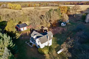 W1712 Deerborn Dr, Neshkoro, WI 54960 - Photo 3