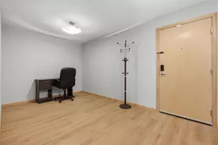 8206 Starr Grass Dr, Madison, WI 53719 - Photo 9