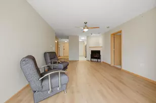 8206 Starr Grass Dr, Madison, WI 53719 - Photo 5