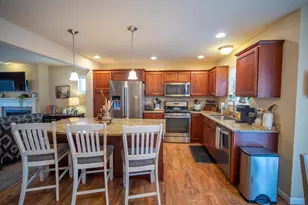 6939 Reston Heights Dr, Madison, WI 53718 - Photo 11