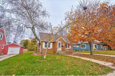 917 E Madison Street, Waterloo, WI 53594 - Photo 3