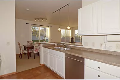 5198 Sassafras Drive #113, Fitchburg, WI 53711 - Photo 5