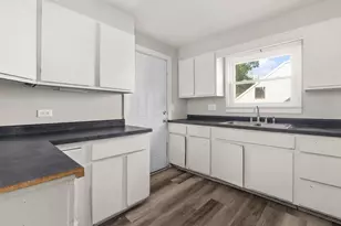 1246 Dewey Ave, Beloit, WI 53511 - Photo 13