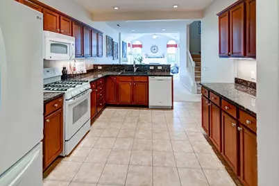 57 Pond View Way, Fitchburg, WI 53711 - Photo 9