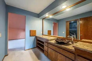 1705 Camelot Dr, Madison, WI 53705 - Photo 29