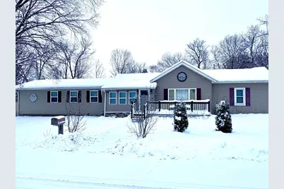 702 6th Street, Albany, WI 53502 - Photo 1