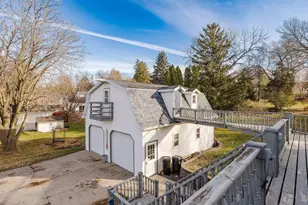 825 Fountain St, Mineral Point, WI 53565 - Photo 31