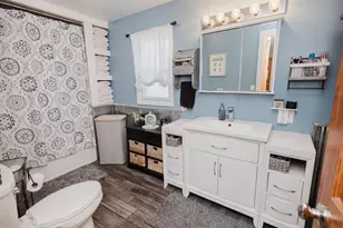 825 Fountain St, Mineral Point, WI 53565 - Photo 23