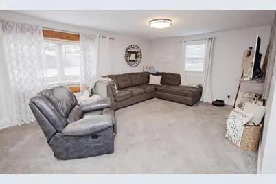 825 Fountain Street, Mineral Point, WI 53565 - Photo 11