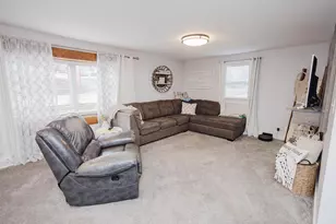 825 Fountain St, Mineral Point, WI 53565 - Photo 11