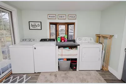 825 Fountain Street, Mineral Point, WI 53565 - Photo 25