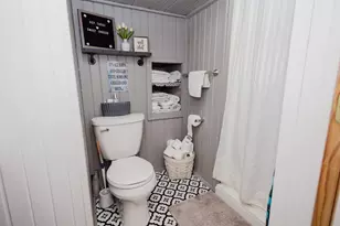 825 Fountain St, Mineral Point, WI 53565 - Photo 29