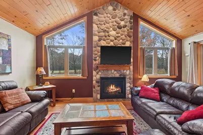 389 Cog Hill Court #6, Nekoosa, WI 54457 - Photo 5