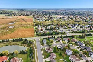 919 Lochmoore Dr, Waunakee, WI 53597 - Photo 53