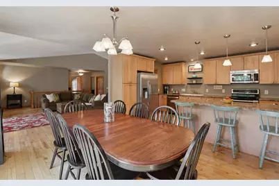 919 Lochmoore Drive, Waunakee, WI 53597 - Photo 15