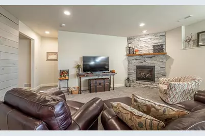 6785 Village Walk Lane, DeForest, WI 53532 - Photo 39