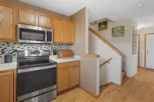 502 Lorraine Dr, Edgerton, WI 53534 - Photo 15