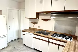 1001 Grant St, Madison, WI 53711 - Photo 5