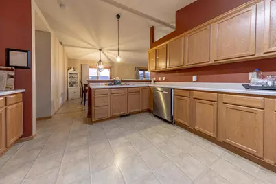 4639 Parkwood Drive, Milton, WI 53563 - Photo 7